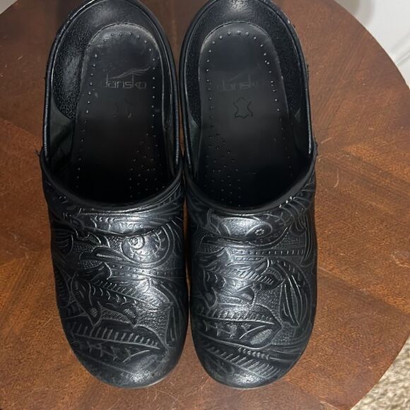 🔥🔥 DANSKO CLOGS Professional Black Leather Pattern - Women Sz 9.5-10 (40) -GUC - Picture 5 of 9